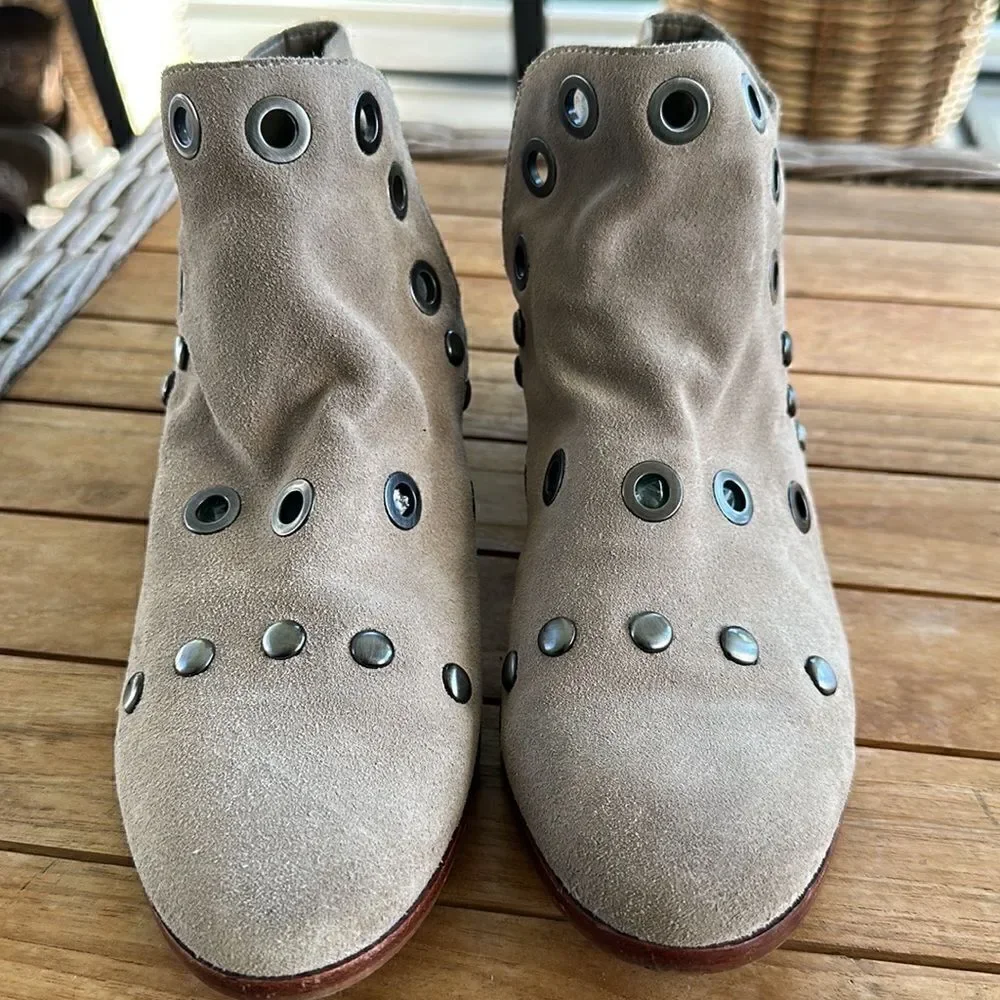 Sam Edelman Pedra Suede Pull On Ankle Boots Putty Taupe Suede Western Booties 9